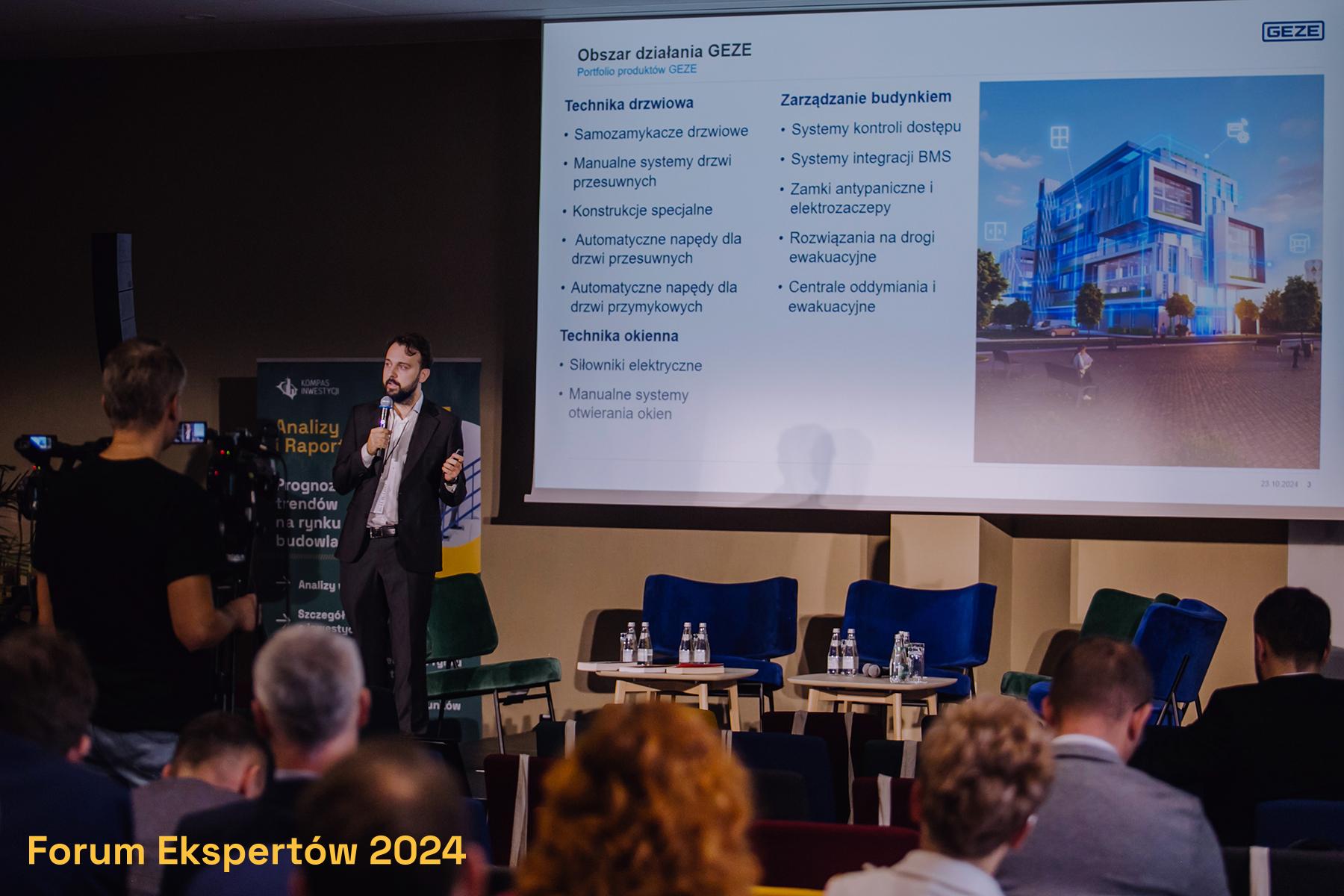 Prelekcja Igora Mielczarka (GEZE Polska) była poświęcona automatyce budynków i ich efektywności energetycznej.