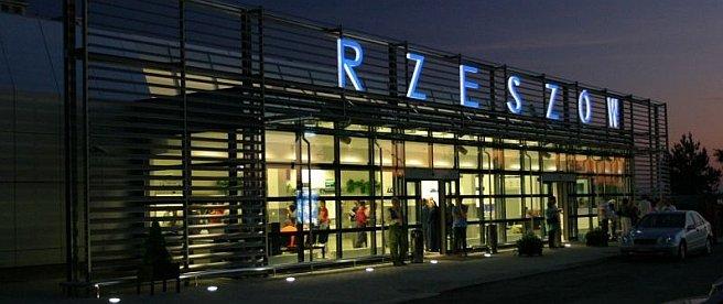 Skanska wybudowała nowy terminal pasażerski w Jasionce