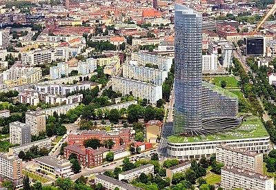 Wiecha na Sky Tower we Wrocławiu