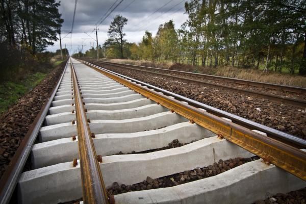 Skanska rozpoczyna rewitalizację linii Tychy – Łaziska Średnie