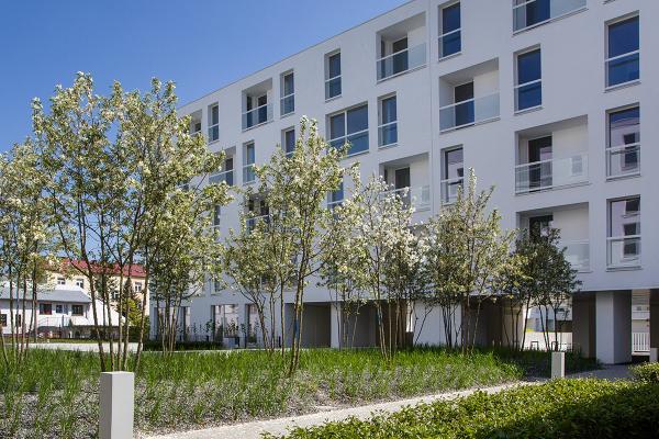 Apartamentowiec Bobrowiecka 10 gotowy