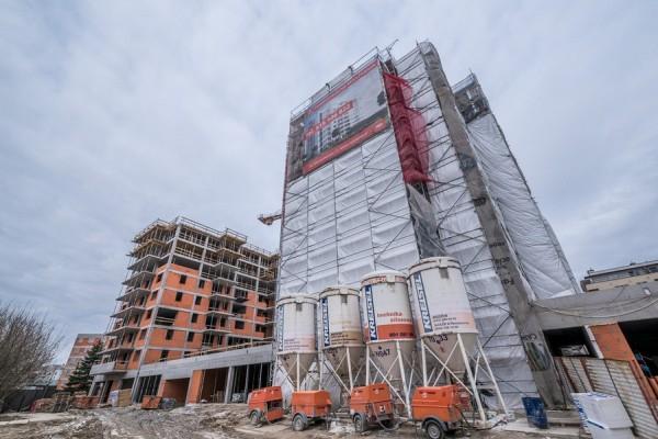 Wiecha na osiedlu Alpha Park