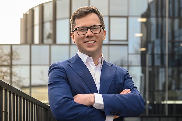 Cavatina wchodzi na giełdę