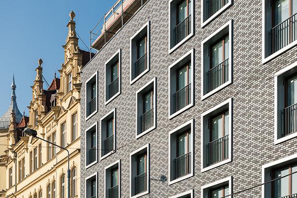 Budowa wrocławskiego Centreville dobiega końca