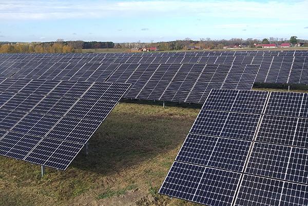 PGE dzierżawi 320 ha gruntów pod fotowoltaikę