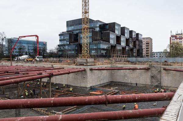 Poznańskie Pixele z kamieniem węgielnym