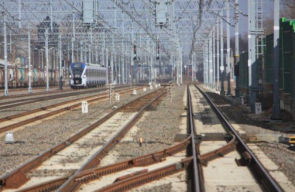 Podmiejska kolej w Warszawie do modernizacji